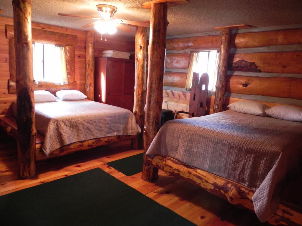 Apache Village Cabins Ruidoso Room photo